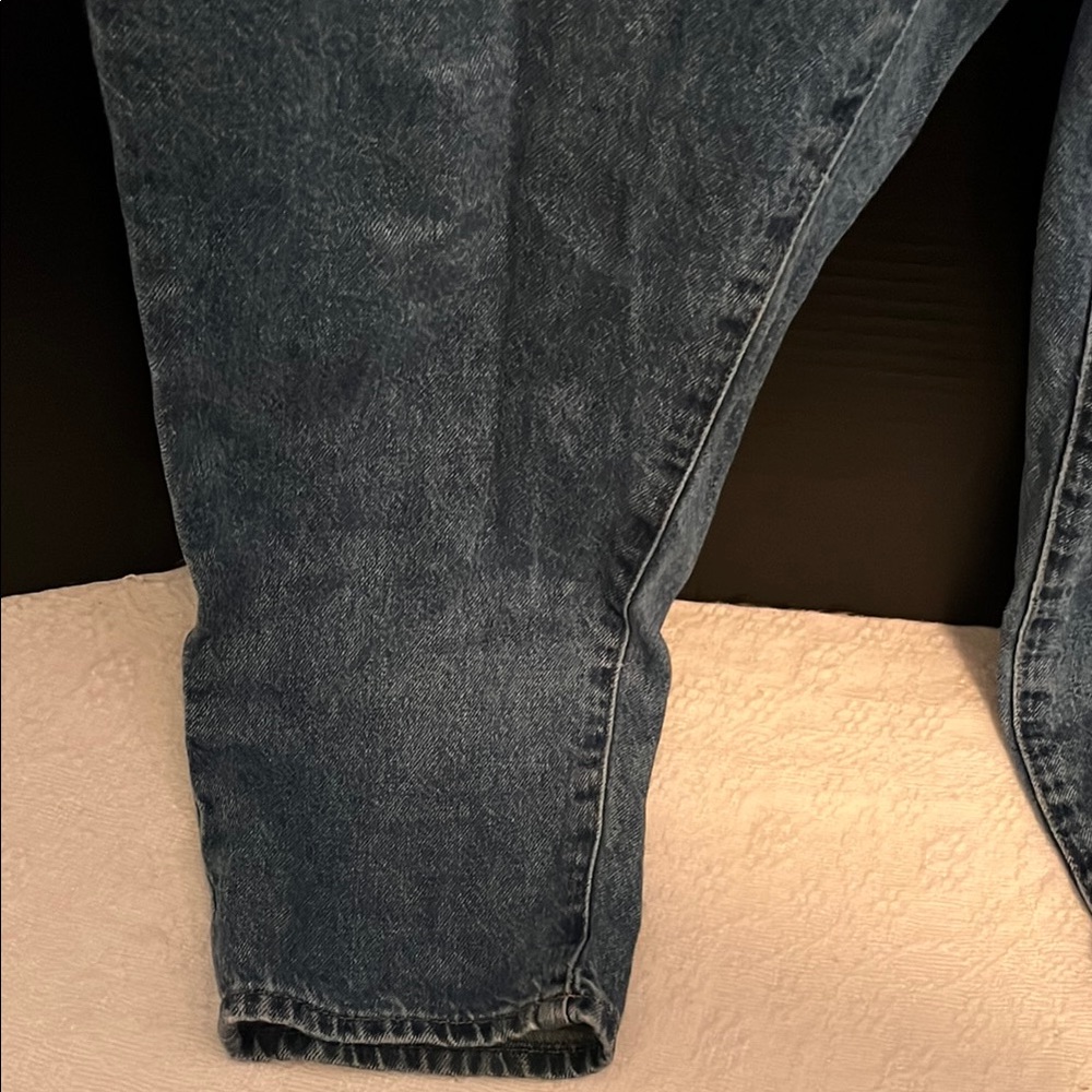Classic Blue Women's Jeans - Picture 5 of 11
